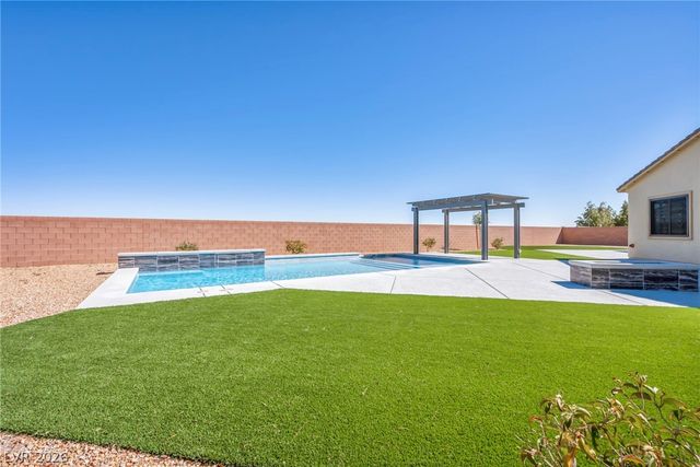 6390 Painted Creek Street, Las Vegas, NV 89149