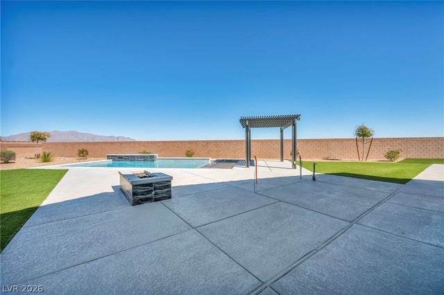 6390 Painted Creek Street, Las Vegas, NV 89149