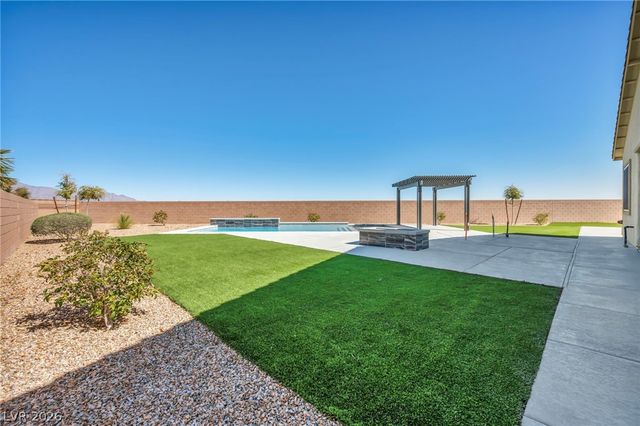 6390 Painted Creek Street, Las Vegas, NV 89149