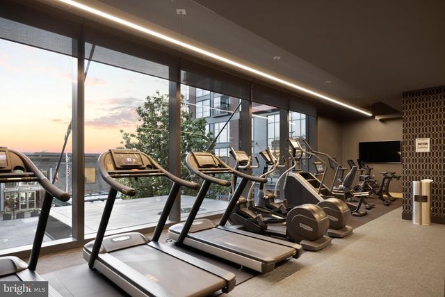 45 Sutton Sq SW Unit 505, Washington, DC 20024