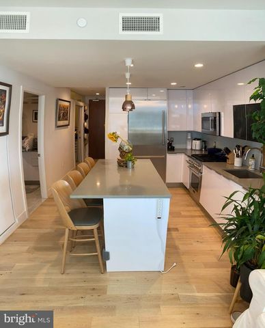 45 Sutton Sq SW Unit 505, Washington, DC 20024