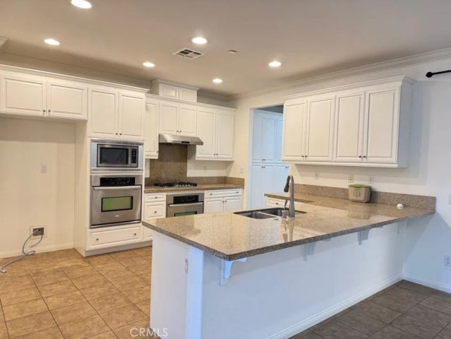 65 Distant Star, Irvine, CA 92618