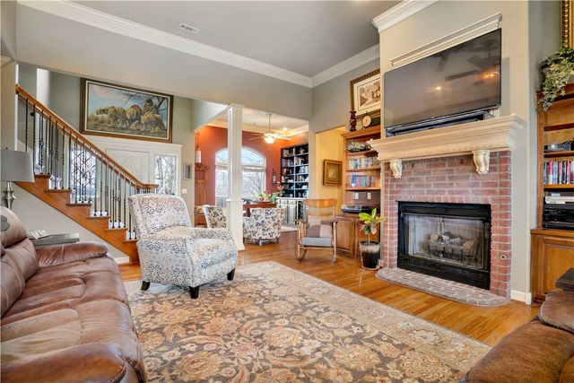 18318 Oakridge Road, Springdale, AR 72764