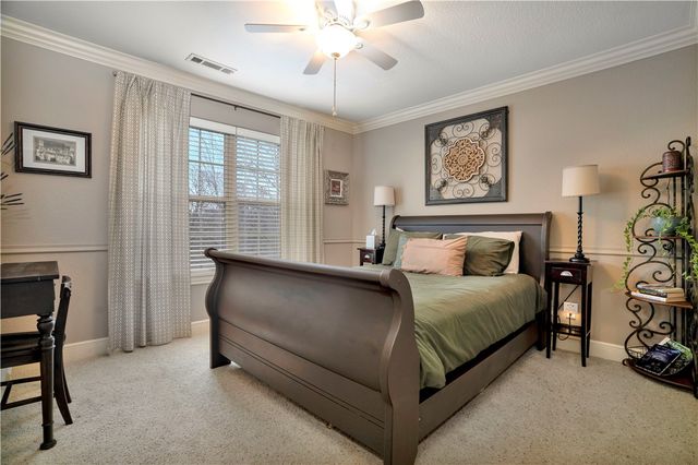 18318 Oakridge Road, Springdale, AR 72764