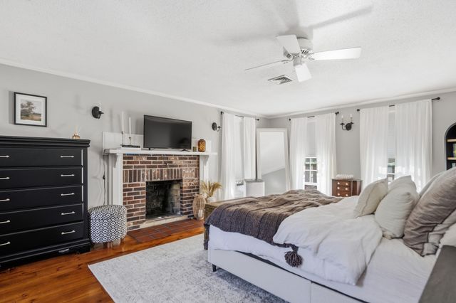 355 Tyler St, Dracut, MA 01826