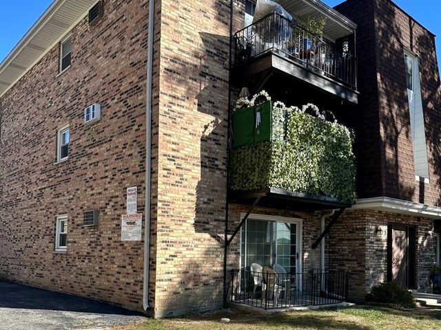 7008 Oconnell Drive 201, Chicago Ridge, IL 60415