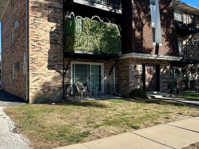 7008 Oconnell Drive 201, Chicago Ridge, IL 60415