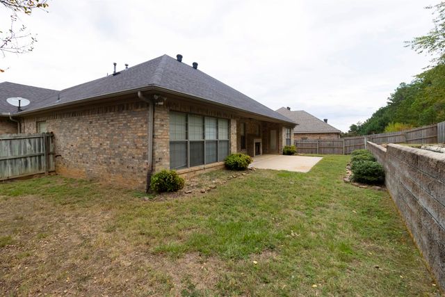 136 Orleans Drive, Maumelle, AR 72113