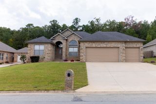 136 Orleans Drive, Maumelle, AR 72113