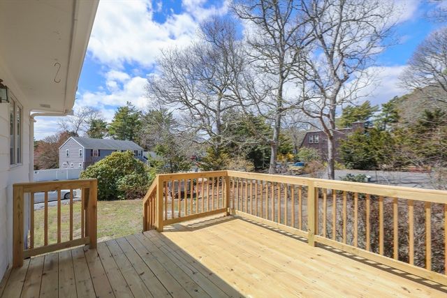 49 Onset Avenue, Wareham, MA 02532