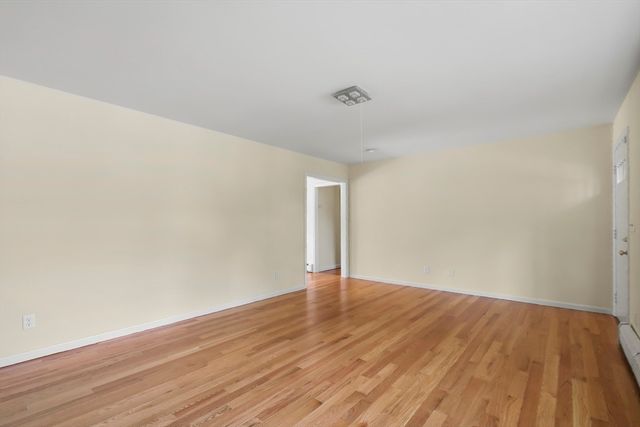 49 Onset Avenue, Wareham, MA 02532