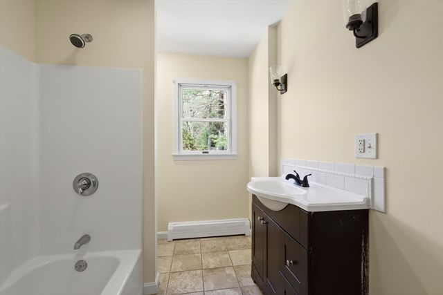 49 Onset Avenue, Wareham, MA 02532