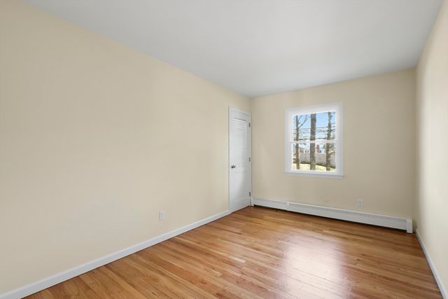 49 Onset Avenue, Wareham, MA 02532