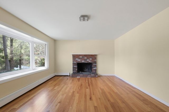 49 Onset Avenue, Wareham, MA 02532