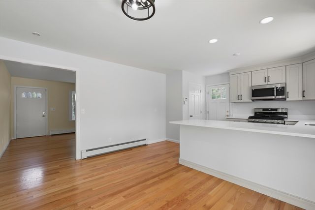 49 Onset Avenue, Wareham, MA 02532