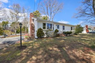 49 Onset Avenue, Wareham, MA 02532