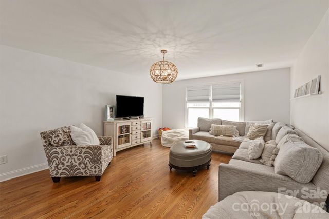 869 Stratford Run Drive, Fort Mill, SC 29708