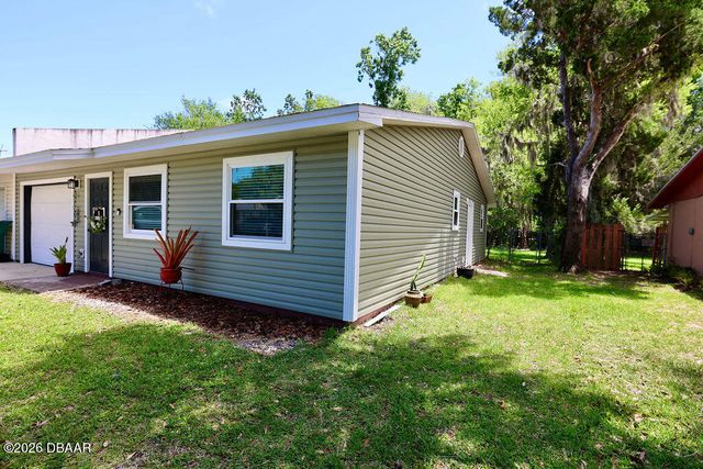 915 Royal Oak Court, Holly Hill, FL 32117