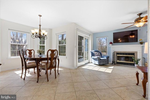 12 STONERISE DR, Lawrence, NJ 08648