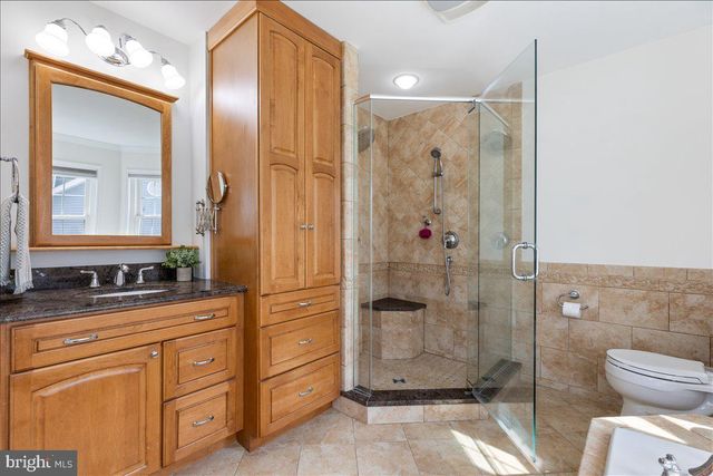 12 STONERISE DR, Lawrence, NJ 08648