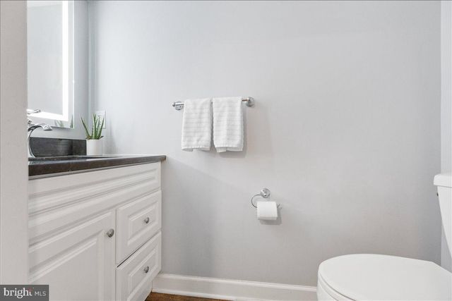 12 STONERISE DR, Lawrence, NJ 08648