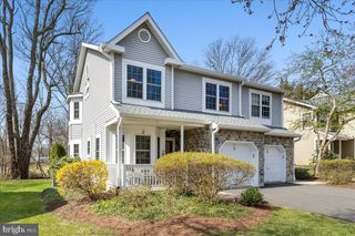 12 STONERISE DR, Lawrence, NJ 08648