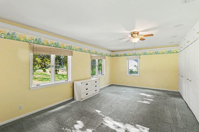 903 N Powell Road, Essexville, MI 48732