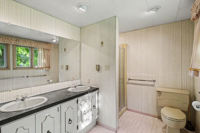 903 N Powell Road, Essexville, MI 48732