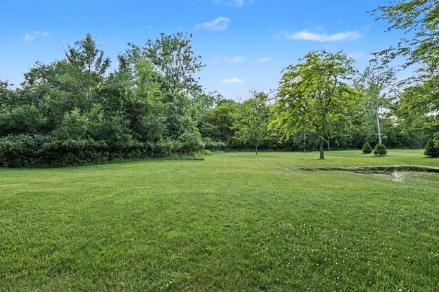 903 N Powell Road, Essexville, MI 48732