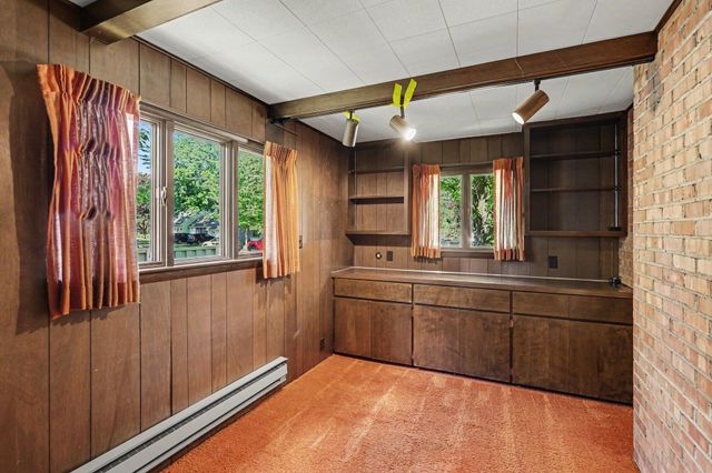 903 N Powell Road, Essexville, MI 48732