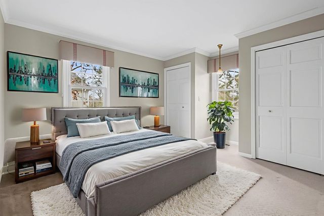 2509 Indian Ridge Drive, Glenview, IL 60026