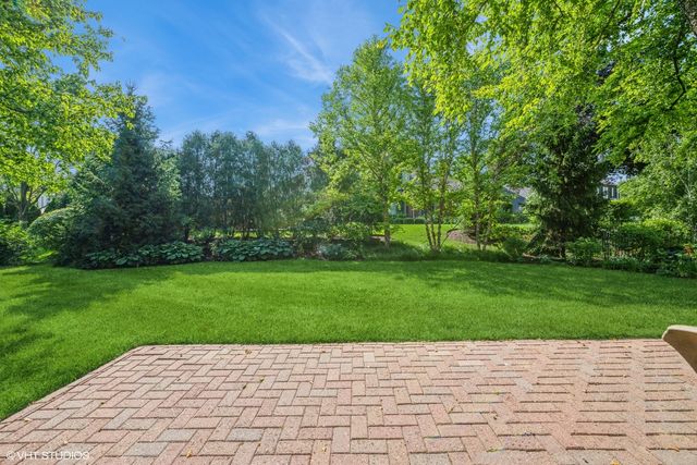 2509 Indian Ridge Drive, Glenview, IL 60026