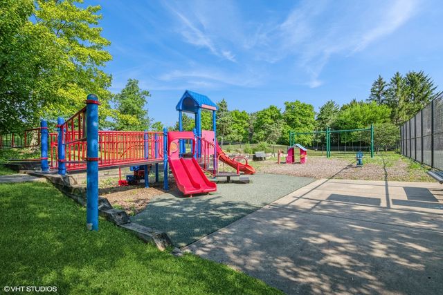 2509 Indian Ridge Drive, Glenview, IL 60026