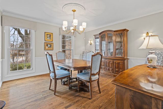 2509 Indian Ridge Drive, Glenview, IL 60026