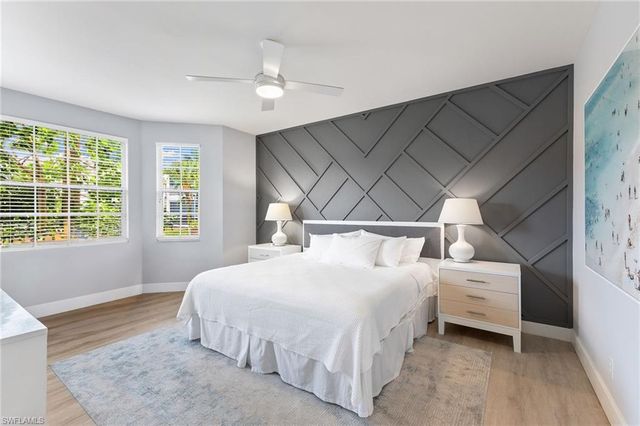 5080 Yacht Harbor CIR 101, Naples, FL 34112