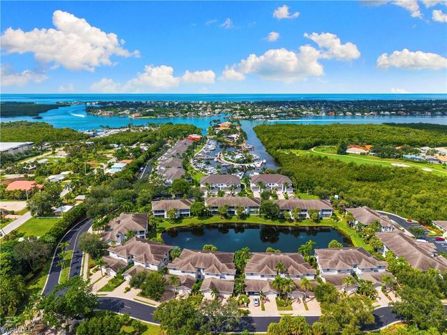 5080 Yacht Harbor CIR 101, Naples, FL 34112
