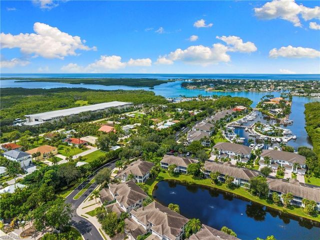 5080 Yacht Harbor CIR 101, Naples, FL 34112