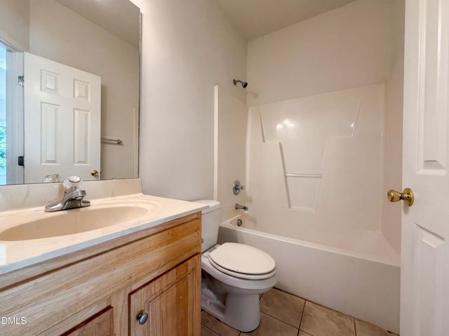 42 Sunnyview Lane, Clayton, NC 27520