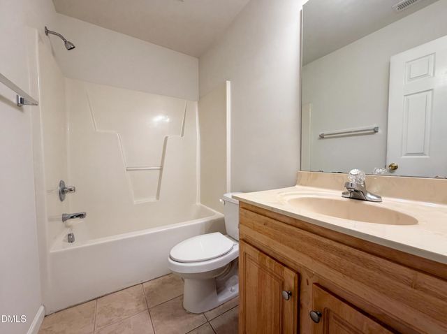 42 Sunnyview Lane, Clayton, NC 27520