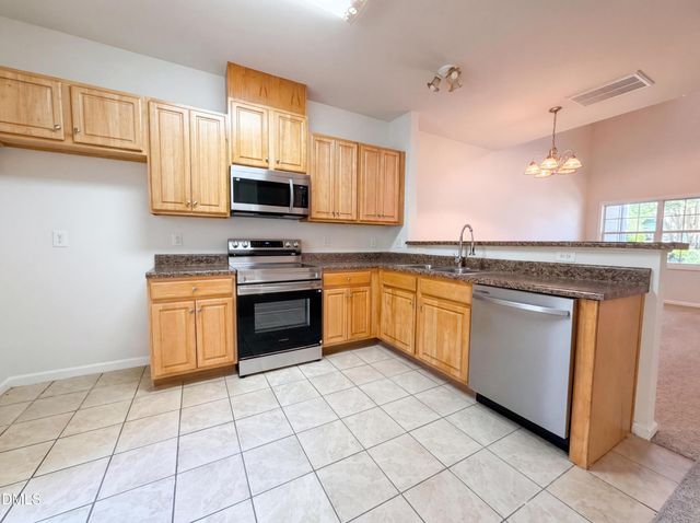 42 Sunnyview Lane, Clayton, NC 27520