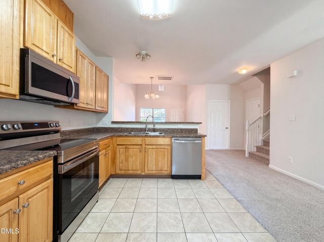 42 Sunnyview Lane, Clayton, NC 27520