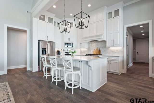 18142 CR 122, Tyler, TX 75703