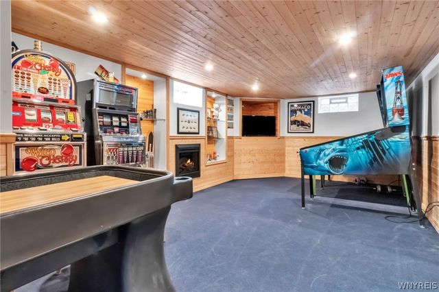 6905 Powers Road, Orchard Park, NY 14127