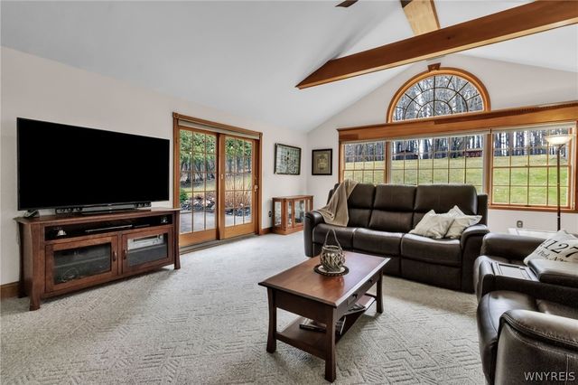 6905 Powers Road, Orchard Park, NY 14127