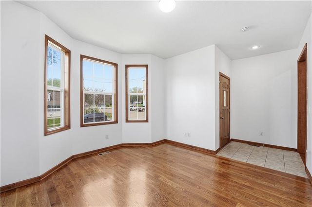 11219 W 57th Terrace, Shawnee, KS 66203