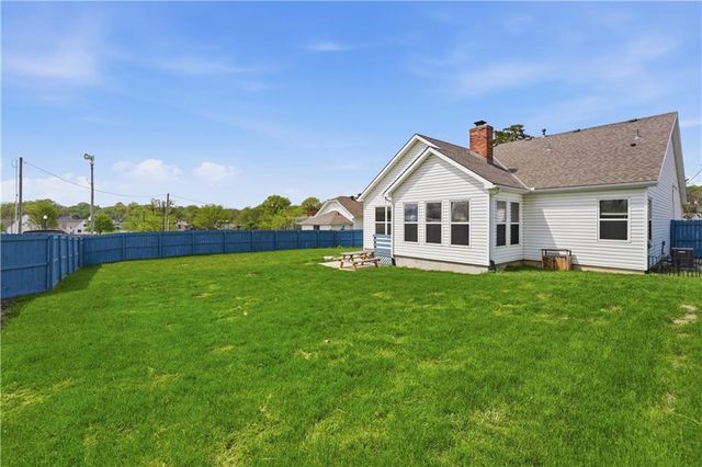11219 W 57th Terrace, Shawnee, KS 66203