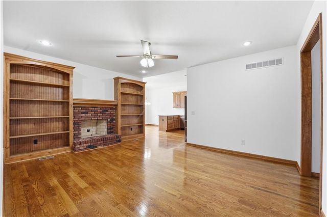 11219 W 57th Terrace, Shawnee, KS 66203