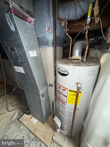 1452 14TH AVE, Williamstown, NJ 08094