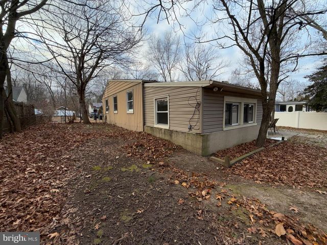 1452 14TH AVE, Williamstown, NJ 08094