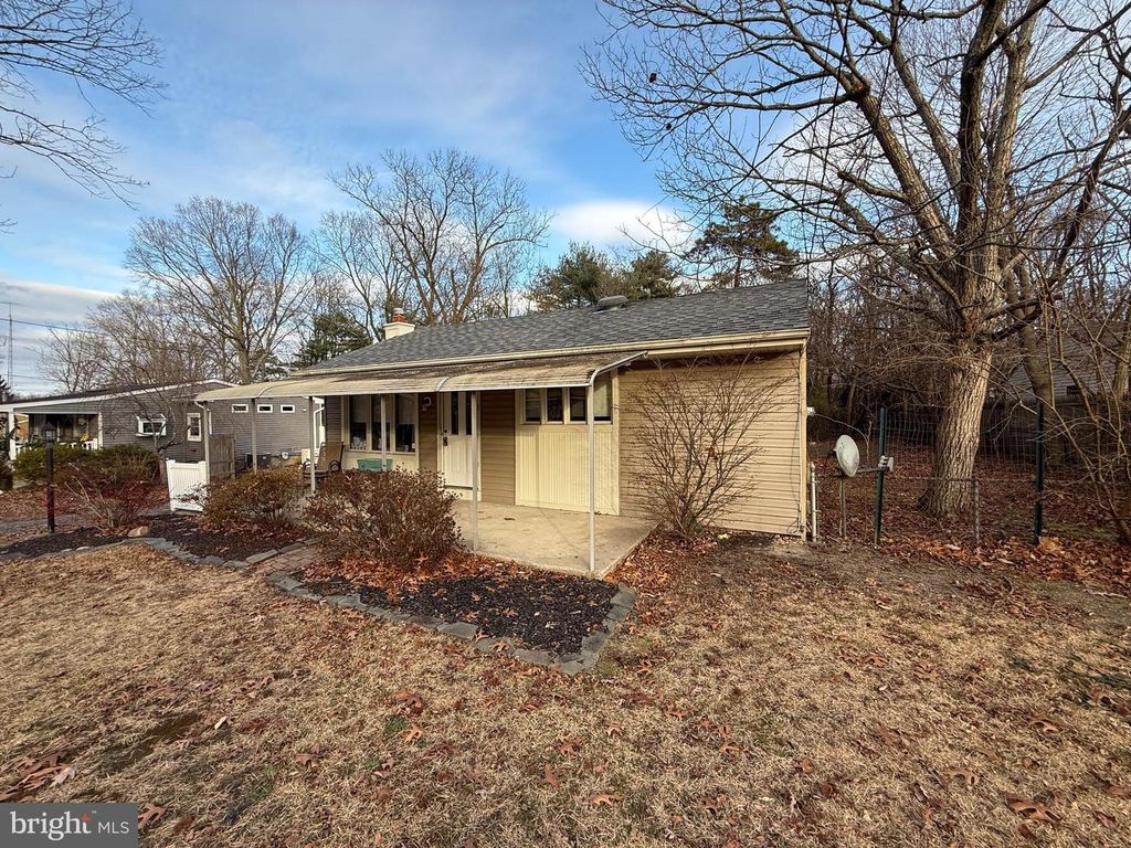 1452 14TH AVE, Williamstown, NJ 08094